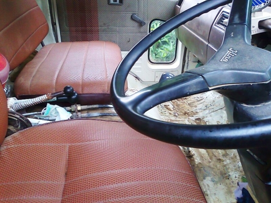 ขาย..รถหกล้อดั้ม HINO KM777 เครื่องดี คัสซีสวย มีเล่มทะเบียนครบ รถสวยจาก ลำปาง.