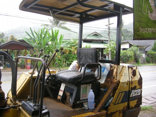 ฝากขายรถบ้าน KOMATSU PC20 รถดีใช้งานได้เลย ฝากขายรถบ้าน KOMATSU PC20 รถดีใช้งานได้เลย