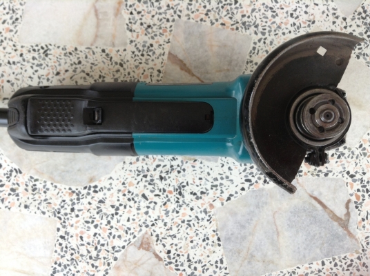 ขายหินเจียร 4" Makita รุ่น 9556HP ขายหินเจียร 4" Makita รุ่น 9556HP