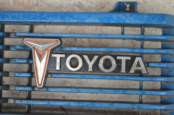 ขายโลโก้กระจังRN30แท้200