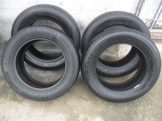 ยาง 215/60R16 ปี10 สวยๆ 4 เส้น ราคา 1800 บาท