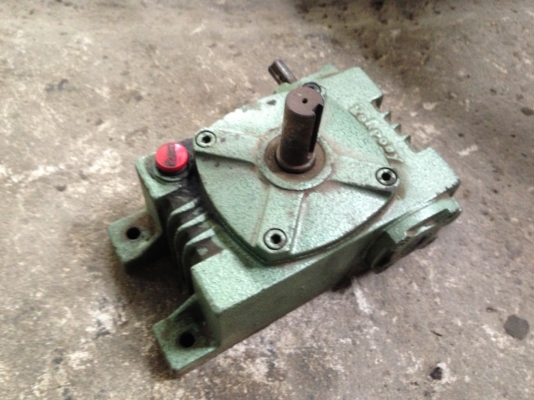 ขายเกียร์ทดbellpony แบบแนวราบ อัตราทด 1:40 สภาพดี พร้อมใช้งาน