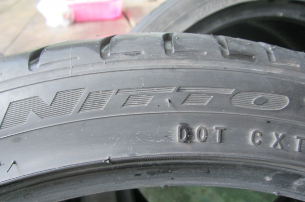ขายยางNITTO 225/40/18 ปี24/11