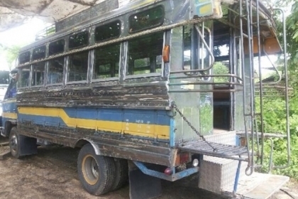 หกลัอรถเมล์ISUZU ปี35 NPR 115 แรงม้า (4BD) รถห้างแท้ๆๆ. ยังไม่เคยทำสี. 485,000