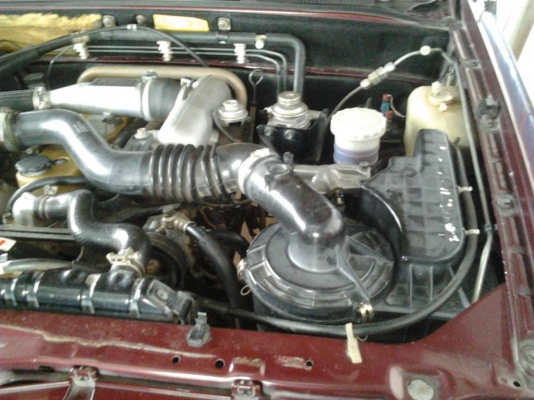 ขาย ดราก้อนอายแค็ปสวยๆเดิมบาง มือเดียวออกห้าง ISUZU SPACECAB2.5SX TURBO DRAGONEYE ปี43/00 เครื่องเดิมเกียร์เดิม หน้า-หลังเดิมบาง สีสวยภายในสวยแอร์เย็น พ.พาวเวอร์ ก.มือหมุน ช่วงล่างแน่นไม่มีช้ำ คัสซีสวยเดิม พื้นปูกระบะ  สวยทั้งคัน พร้อมใช้งาน เอกสารพร้อม ร