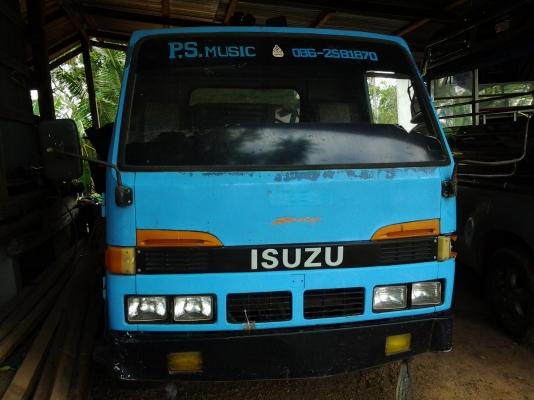 รถนวดข้าวเครื่อง100ฝาดำเกียร์100รถ  6  ล้อชวงสั้น(ลดเหลือ165000)