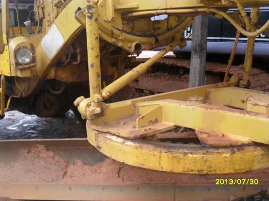 รถเกรด CAT 12 F
