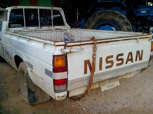 ขายNISSAN 2,5 ฝาแดง ตอนเดียวปี36 ขายNISSAN 2,5 ฝาแดง ตอนเดียวปี36