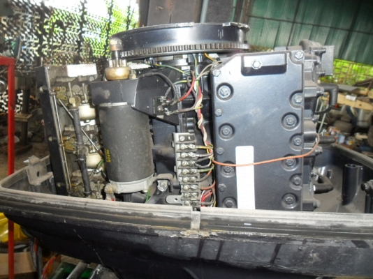 ขาย เครื่อง เรือ ติดท้าย FORCE 85 แรง