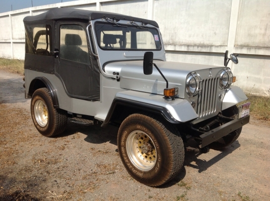 รถจิ๊ปเก่า