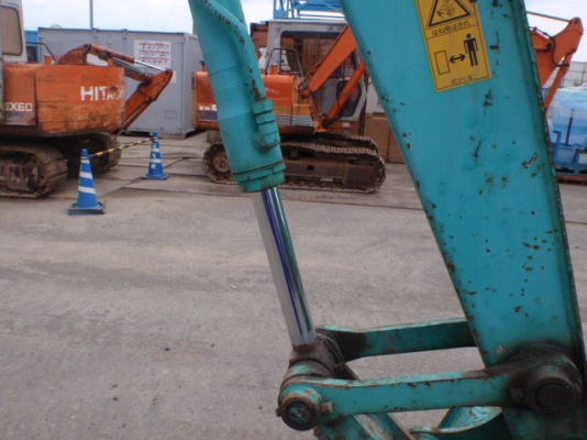 รถขุด Kobelco SK70SR-1ES นำเข้าจากญี่ปุ่น สภาพสวยมาก เราขายไม่แพงครับ