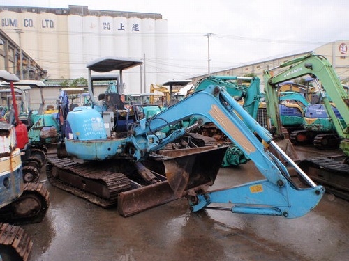 ขายรถขุดเล็ก HITACHI EX40U เทียบเท่า PC40 ปี 1999 แทร็คเหล็กสภาพสวย นำเข้าจากญี่ปุ่น