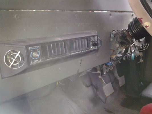 ฝากขายรถจิ๊ปติดแอร์ 4x4 เกียร์ออโต้ เบนซิน 3900cc