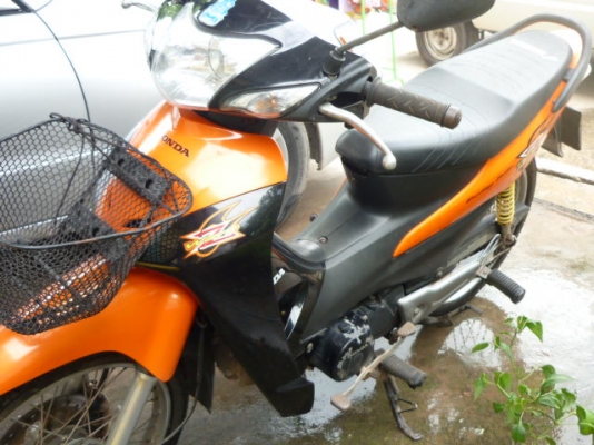 ฮอนด้า เวฟZ ไมล์นูน วิ่งน้อย เดิมทั้งคัน...พร้อมเอกสารการโอน