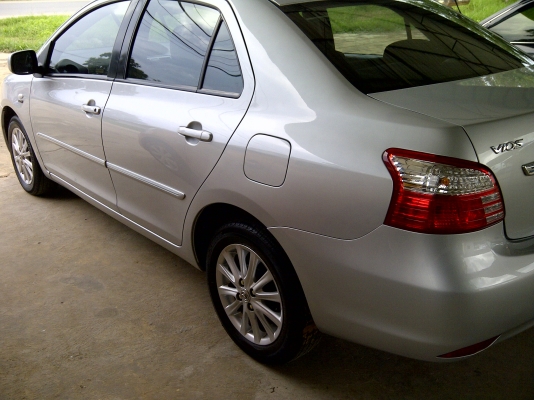 ขายรถ vios ตัว E ออโต้ สภาพสวย