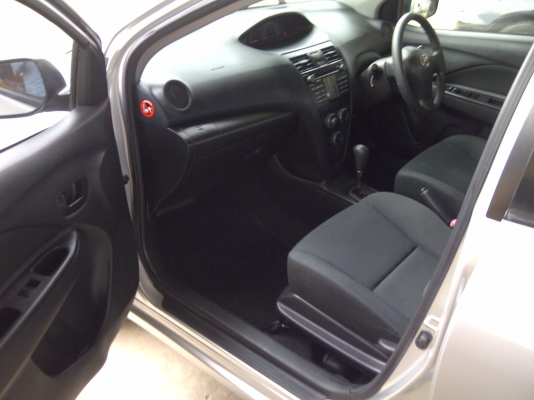 ขายรถ vios ตัว E ออโต้ สภาพสวย