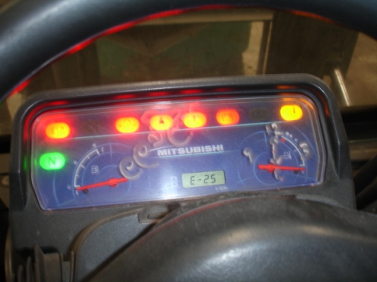 ขายฟอร์คลิฟต์ Mitsubishi FGE20T ปี 2004 ติดแก้สแล้ว สภาพดี ขายถูกมาก