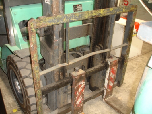 ขายฟอร์คลิฟต์ Mitsubishi FGE20T ปี 2004 ติดแก้สแล้ว สภาพดี ขายถูกมาก