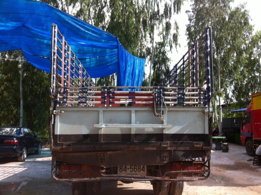 ขายกะบะพร้อมคอกเหล็ก ถอดจาก ร็อกกี้ ขายกะบะพร้อมคอกเหล็ก ถอดจาก ร็อกกี้