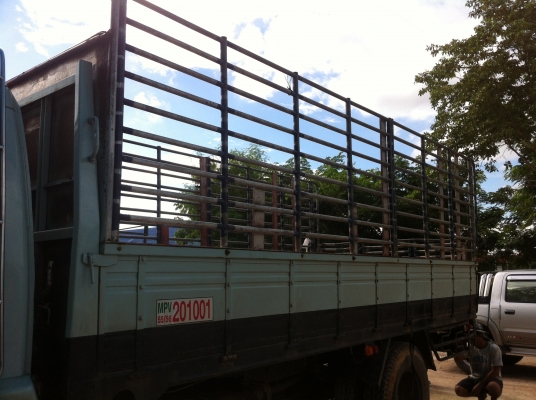 ขายกะบะพร้อมคอกเหล็ก ถอดจาก ร็อกกี้ ขายกะบะพร้อมคอกเหล็ก ถอดจาก ร็อกกี้