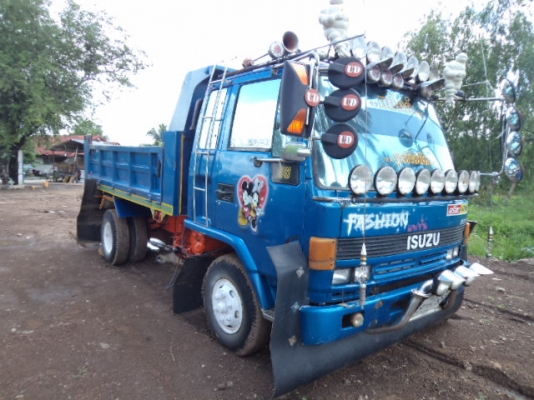 ขายรถ6ล้อดั้มอีซูซุร็อกแต่งสวยๆ175แรงราคาถูกๆ เบรกทิฟฟี พวงมาลัยเพาเวอร์ เอกพร้อมโอน