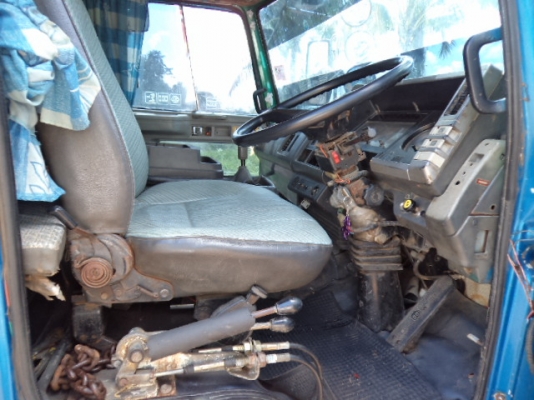 ขายรถ6ล้อดั้มอีซูซุร็อกแต่งสวยๆ175แรงราคาถูกๆ เบรกทิฟฟี พวงมาลัยเพาเวอร์ เอกพร้อมโอน