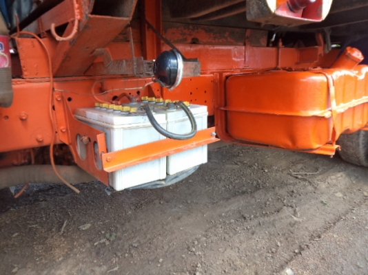 ขายรถ6ล้อดั้มอีซูซุร็อกแต่งสวยๆ175แรงราคาถูกๆ เบรกทิฟฟี พวงมาลัยเพาเวอร์ เอกพร้อมโอน