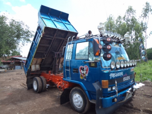 ขายรถ6ล้อดั้มอีซูซุร็อกแต่งสวยๆ175แรงราคาถูกๆ เบรกทิฟฟี พวงมาลัยเพาเวอร์ เอกพร้อมโอน