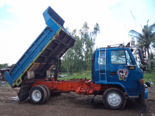 ขายรถ6ล้อดั้มอีซูซุร็อกแต่งสวยๆ175แรงราคาถูกๆ เบรกทิฟฟี พวงมาลัยเพาเวอร์ เอกพร้อมโอน