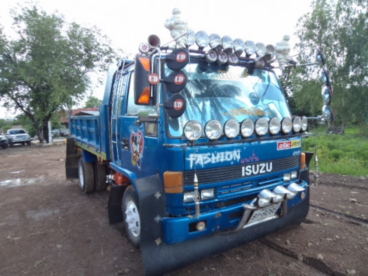 ขายรถ6ล้อดั้มอีซูซุร็อกแต่งสวยๆ175แรงราคาถูกๆ เบรกทิฟฟี พวงมาลัยเพาเวอร์ เอกพร้อมโอน