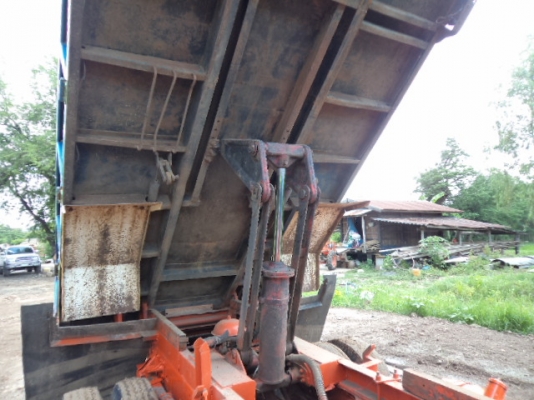 ขายรถ6ล้อดั้มอีซูซุร็อกแต่งสวยๆ175แรงราคาถูกๆ เบรกทิฟฟี พวงมาลัยเพาเวอร์ เอกพร้อมโอน