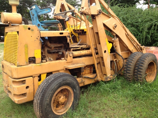 ขาย รถตักล้อยาง