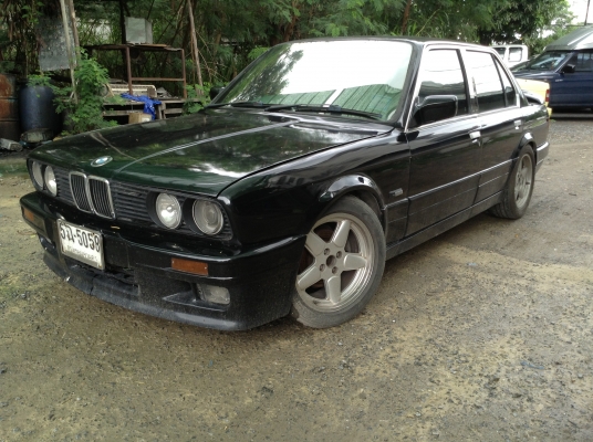 BMW 318I ปี 30 วาง 1JZ เครื่องดีมาก ติดแก๊ส LPG วิ่งดี พร้อมใช้งานราคาคุ้มๆ