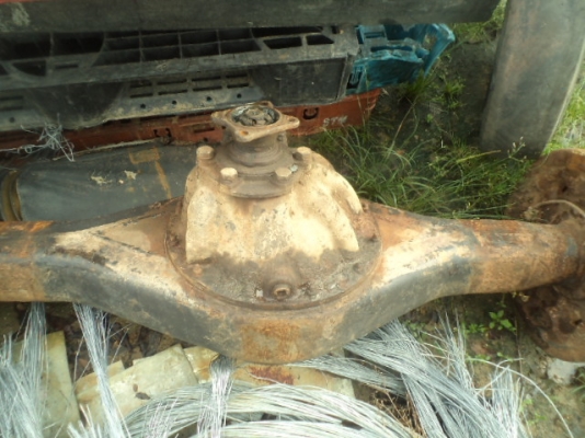 ขายเฟืองท้าย หกล้อ Nissan UD 8 รู ราคาถูก 10000