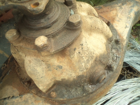 ขายเฟืองท้าย หกล้อ Nissan UD 8 รู ราคาถูก 10000