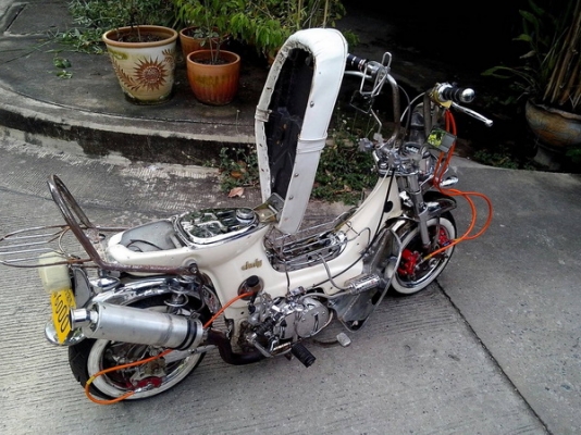 ขายชาลีแต่งสวยๆๆมีเล่มทะเบียนแต่มีสนิมเยอะหน่อยเอาแบบถูกๆๆเลย ขายชาลีแต่งสวยๆๆมีเล่มทะเบียนแต่มีสนิมเยอะหน่อยเอาแบบถูกๆๆเลย