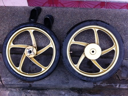 ล้อแม๊ก ใส่ Fino Nouvo mio