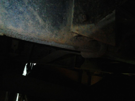 ***ขายแล้วครับขอบคุณ Truck2hand ขาย6ล้อบรรทุกน้ำมัน HINO FC 120 ซุปเปอร์เสี่ย FC2WELA ห้างแท้ เครื่องเดิมWO4D120HPเกียร์เดิมแน่นไม่หลวม ไม่เยิ้ม สภาพสวย ช่วงล่างแน่นไม่มีช้ำ คัสซีสวย หัวบางเดิม ภายในสวยคอนโซลครบ ยางดี6เส้น พร้อมอุปกรณ์จ่ายน้ำมันครบเซ็ต พร