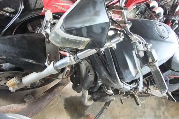 ถูกกว่านี้ไม่มีอีกแล้วฝากรูปให้พี่ที่อยู่สุราฎธานีครับgsx 400ccสำเนาทะเบียนครับหรือถ้าใครสนใจติดต่อมาใด้ครับ