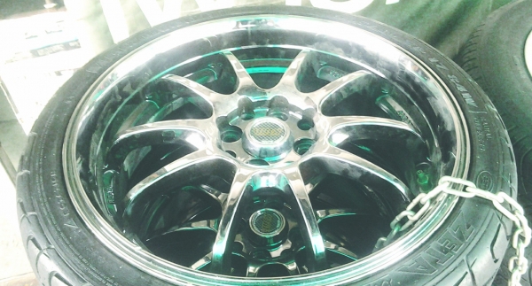 ขายแม็กซ์ขอบ17นิ้วแถมยาง กว้าง7นิ้ว   1 ชุด