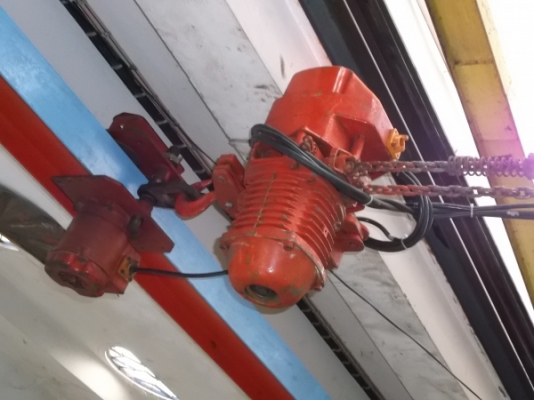 ขายรอกไฟฟ้า 1 ตัน พร้อมมอเตอร์เดินบน