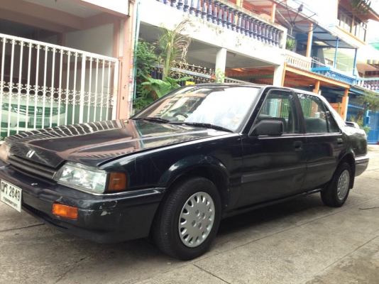 ขาย honda accord 87 พร้อมใช้งานพวงมาลัยเพาเวอร็ทะเบียนโอนครับ