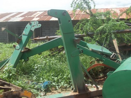 เครื่องคีบอ้อยKMTบูมคู่