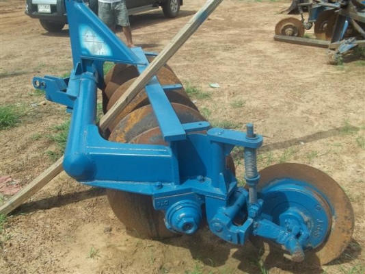 ผาน6สงวนพงษ์แทรกเตอร์ใส่รถฟอร์ดหรือ60แรงขึ้นไป ผาน6สงวนพงษ์แทรกเตอร์ใส่รถฟอร์ดหรือ60แรงขึ้นไป