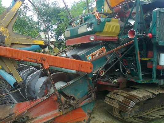 ขายรถเกี่ยวพร้อมเทรนเลอร์ ขายรถเกี่ยวพร้อมเทรนเลอร์