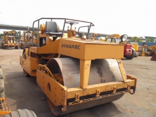 รถบด เหล็ก หน้า-เหล็กหลัง สั่นสะเทือน