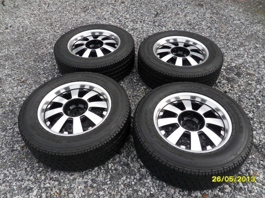 ขายแม็กLENSO 6รู ขอบ18 พร้อมยางNITTO 265/60R18 ยางปี10 สวยๆ 1 ชุด