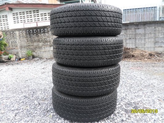 ขายแม็กLENSO 6รู ขอบ18 พร้อมยางNITTO 265/60R18 ยางปี10 สวยๆ 1 ชุด