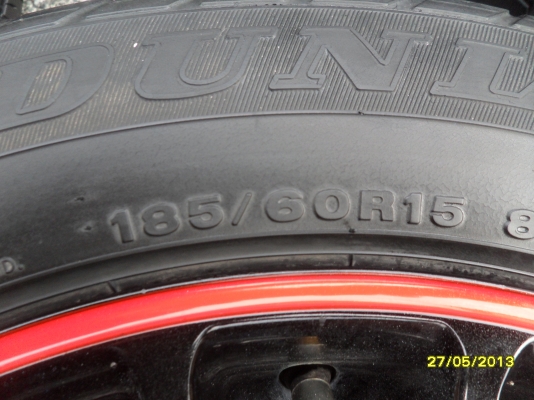 ขายแม็ก 4 รู100 114 ขอบ15 พร้อมยางDUNLOP 185/60R15 ยางปี11 สวยๆ 1 ชุด