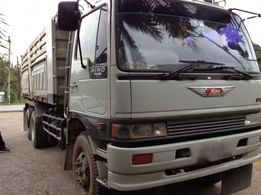 รถฮีโน่ 10 ล้อดั้ม FM3H  195 แรงม้า  ปี 39  สนใจติดต่อ 081 - 6079515